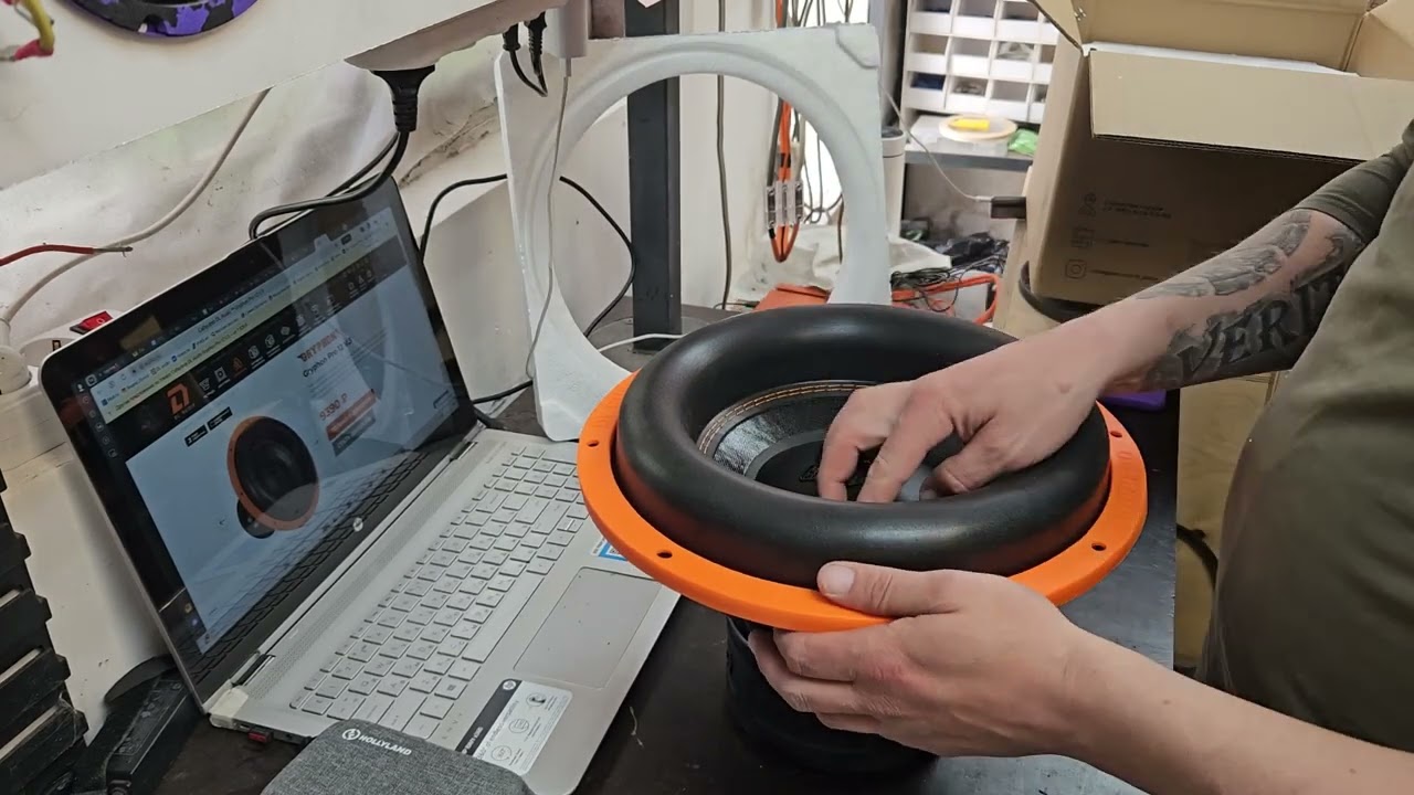 Сабвуфер с огромным ходом за 9000 рублей! DL Audio Gryphon Pro 12 V.3