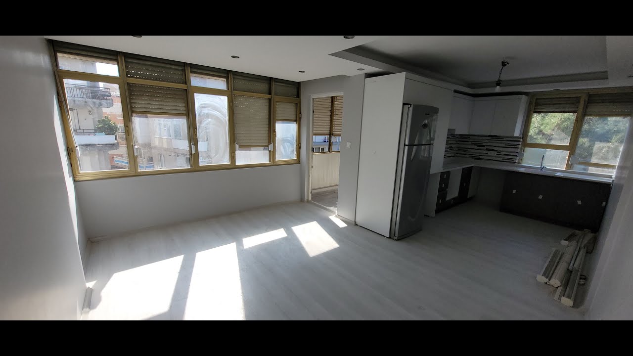 BORNOVA EGE ÜNİVERSİTESİ HASTANESİNE ÇOK YAKIN 2+1 KISMİ EŞYALI KİRALIK DAİRE