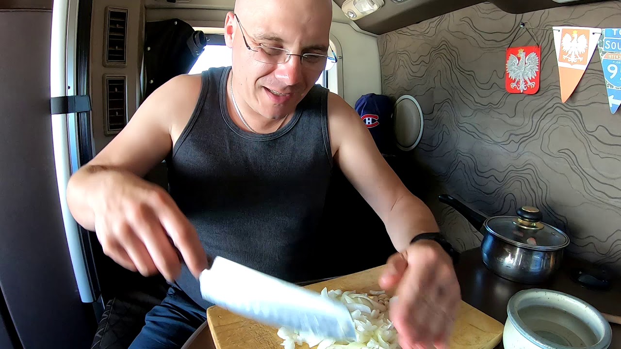 Gotuj z Rafałem w Kabinie   Couscous Cebulowo Czosnkowe