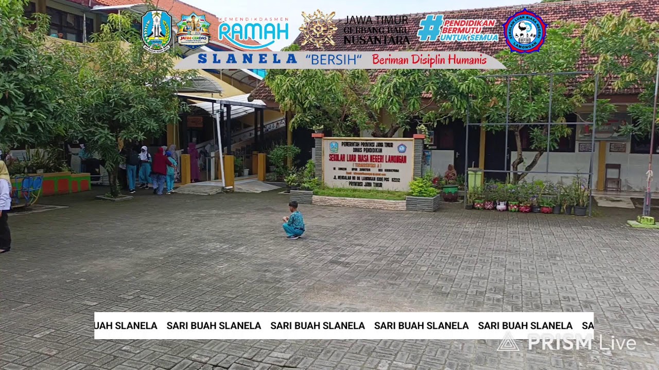 UPACARA SENIN SLB NEGERI LAMONGAN