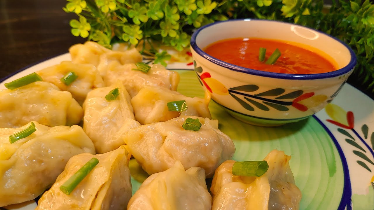 Tasty and easy MOMOS recipe 😋😋 || बाजार जैसे मोमोज़ अब घर पर बनाए 😋|| by NAMAKMIRCHRASOI
