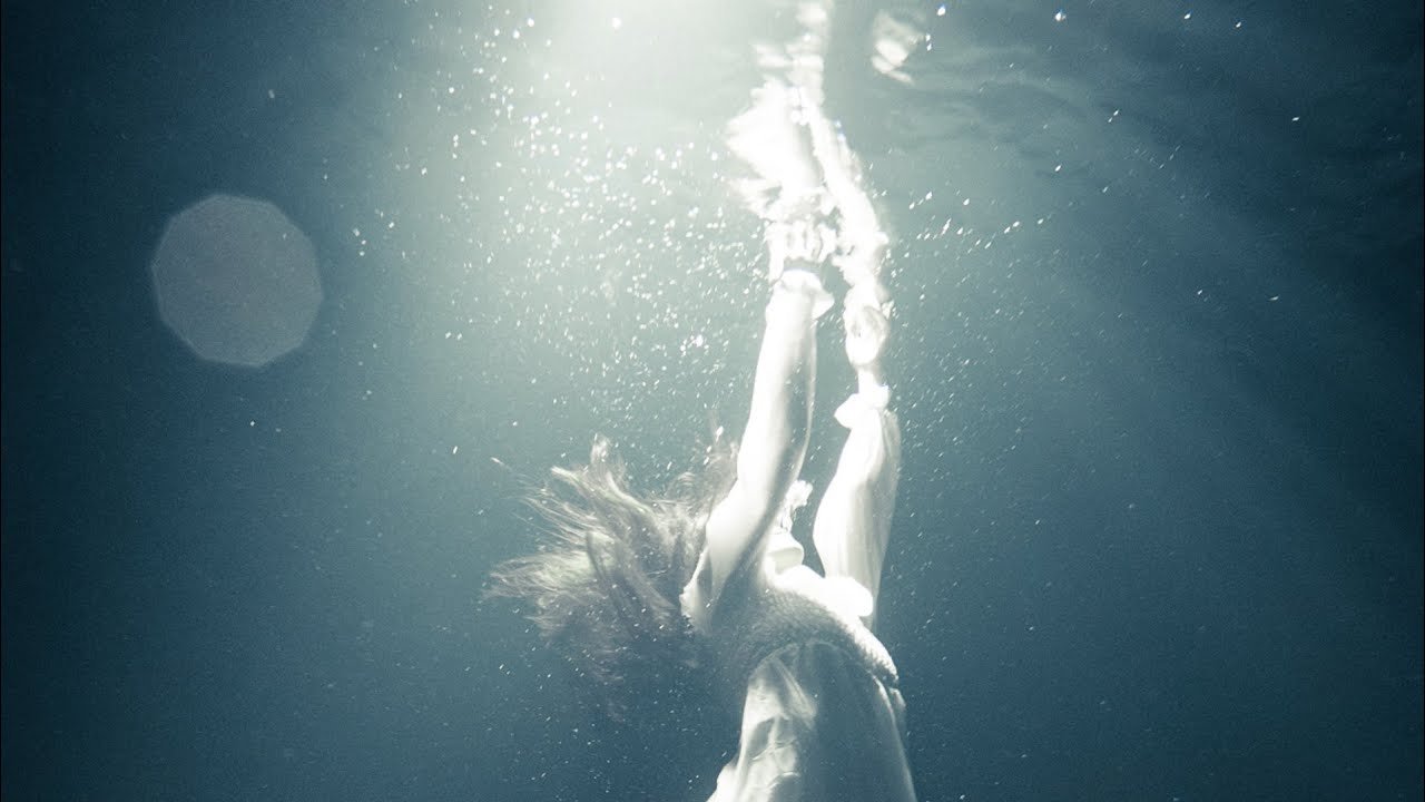 Akira Kosemura - In The Dark Woods (Official Music Video)