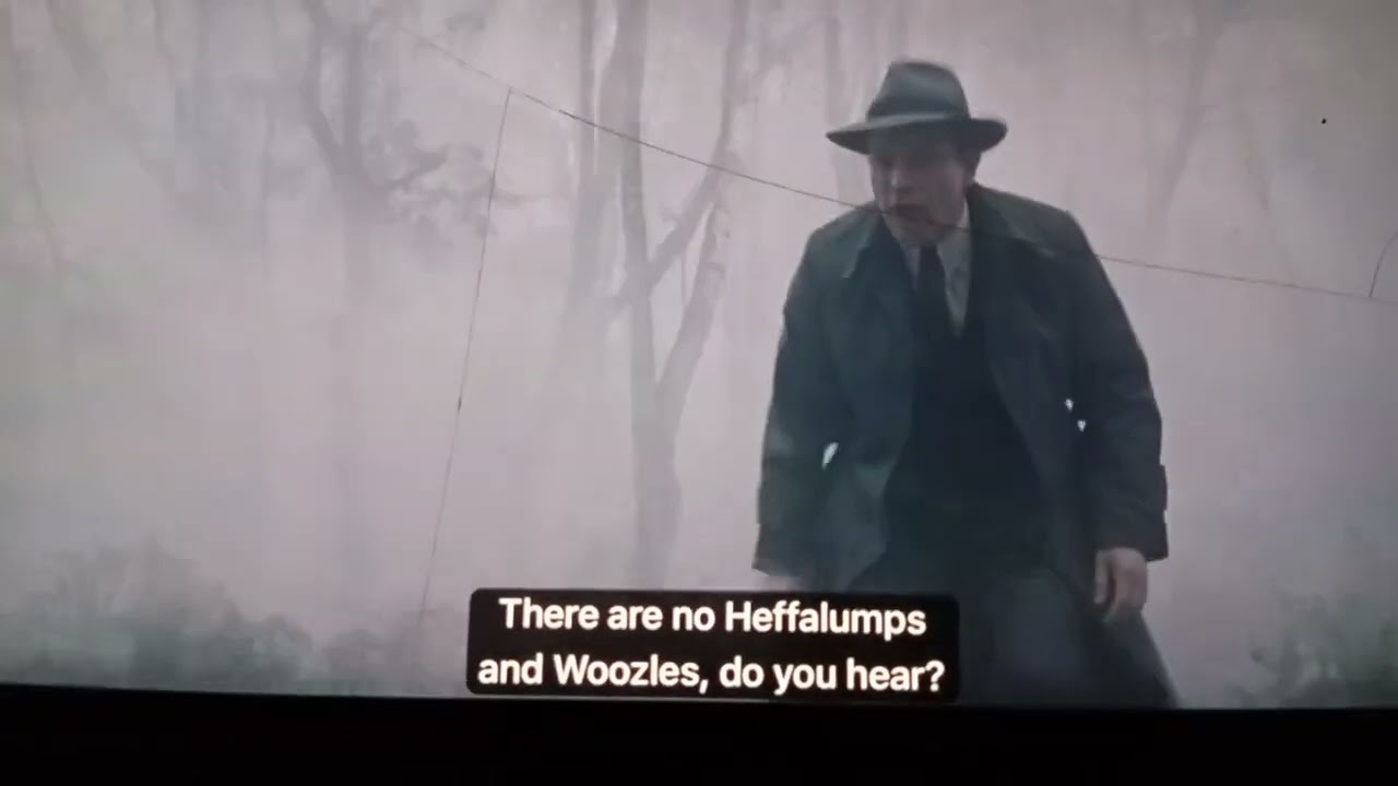 Christopher Robin(2018) Footsteps |Christopher Robin yells at Pooh | Fish in the sea