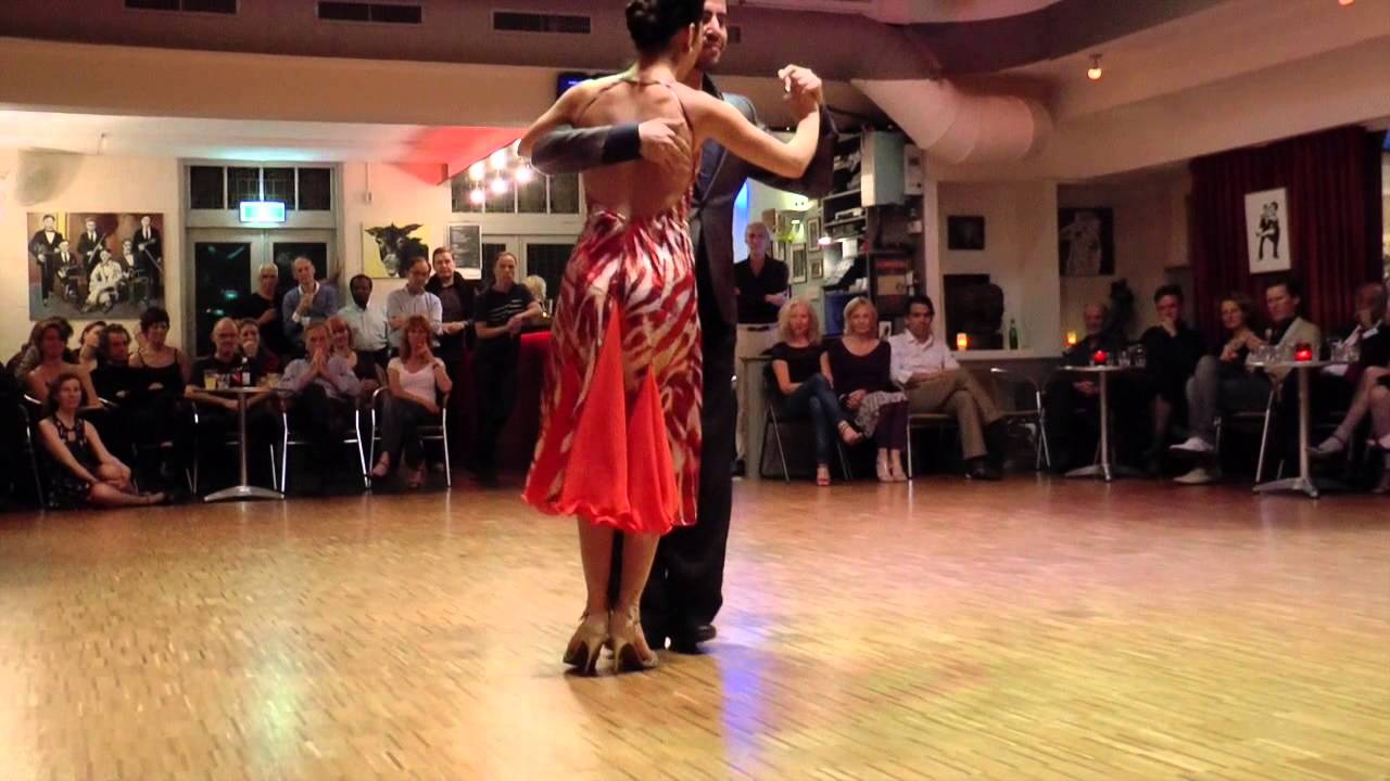 Veronica Vazquez & Alejandro Beron in Tangosalon de Plantage (3) 