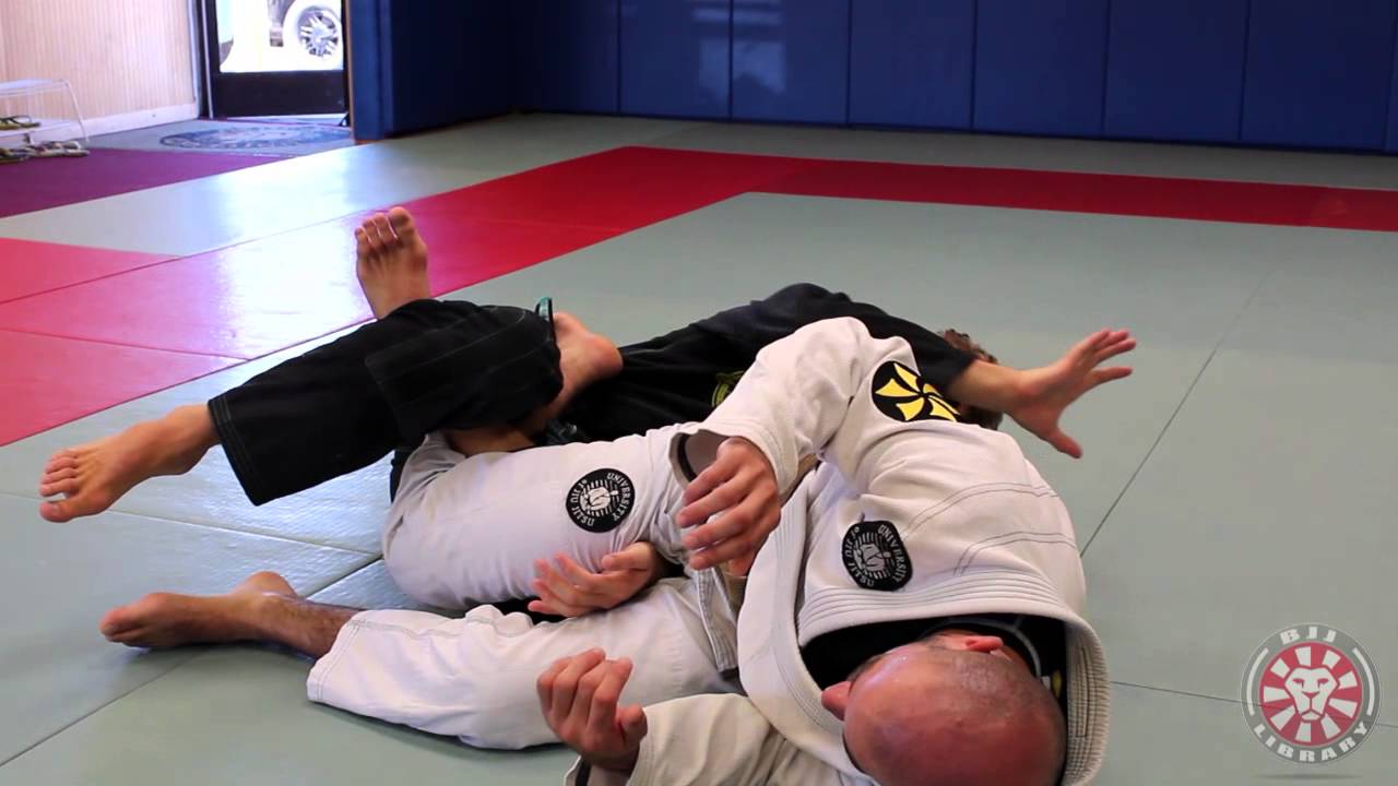 Clark Gracie Rolling Calf Slicer against De la Riva Guard at BJJLIBRARY
