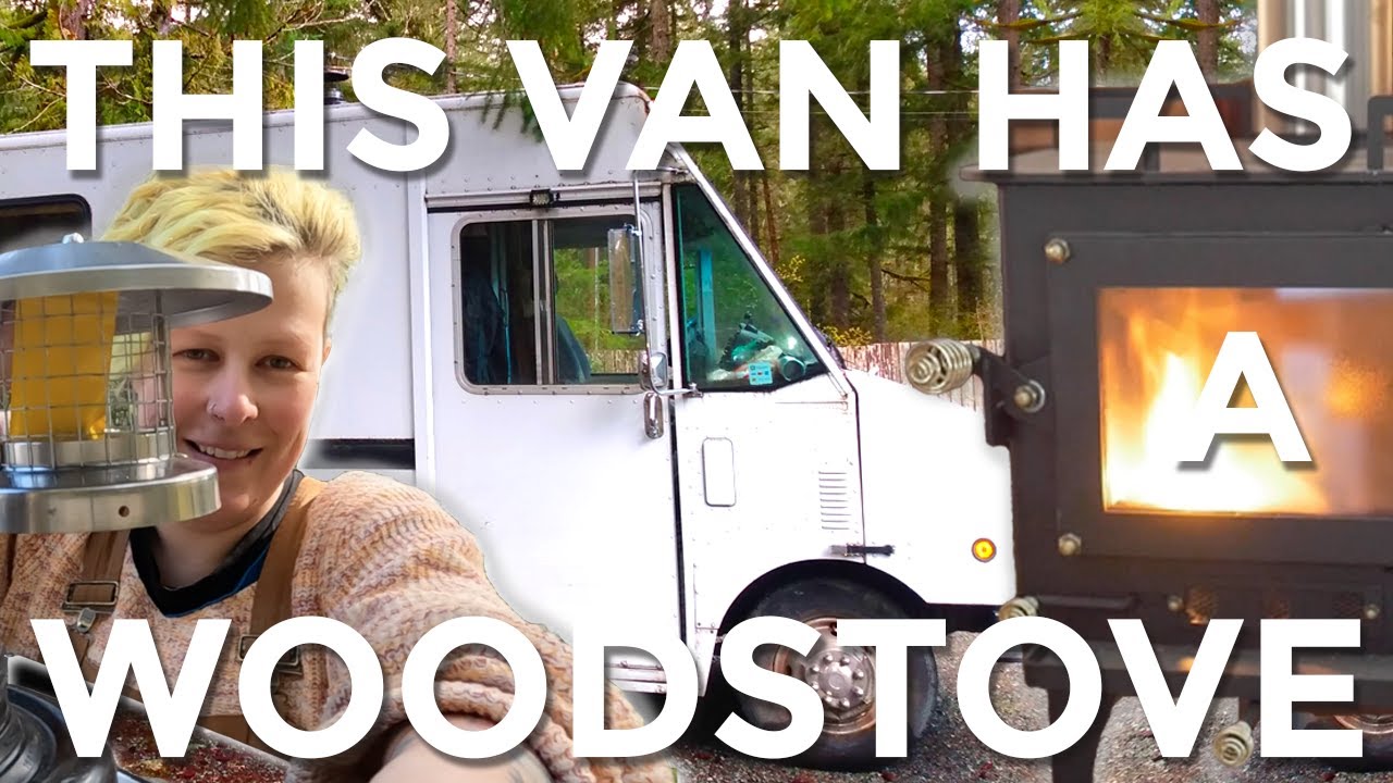 Дизайн интерьера в переоборудовании фургона Step Van - камин, мини-печь в форме куба