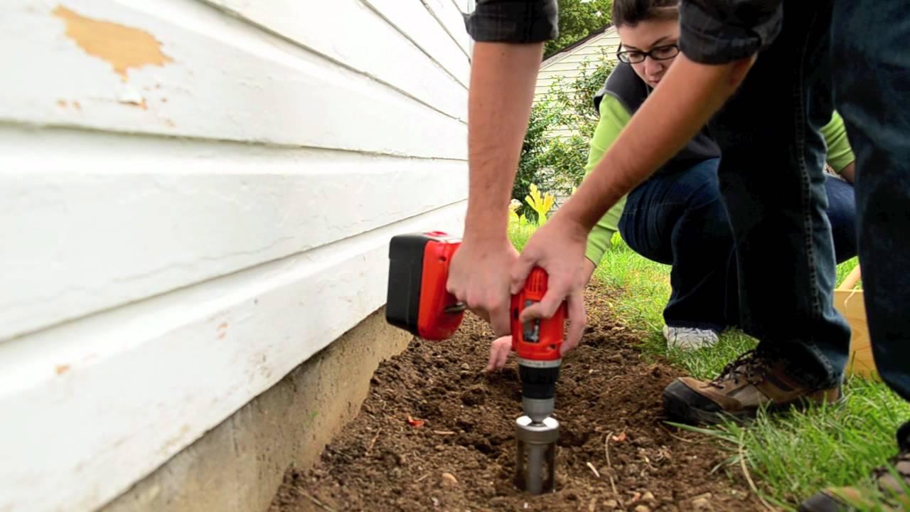 Bulb Bopper&reg; Flower Bulb Planter