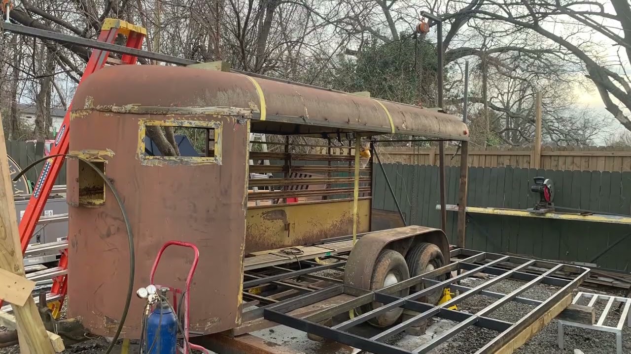 Old horse trailer into floating stage conversion 