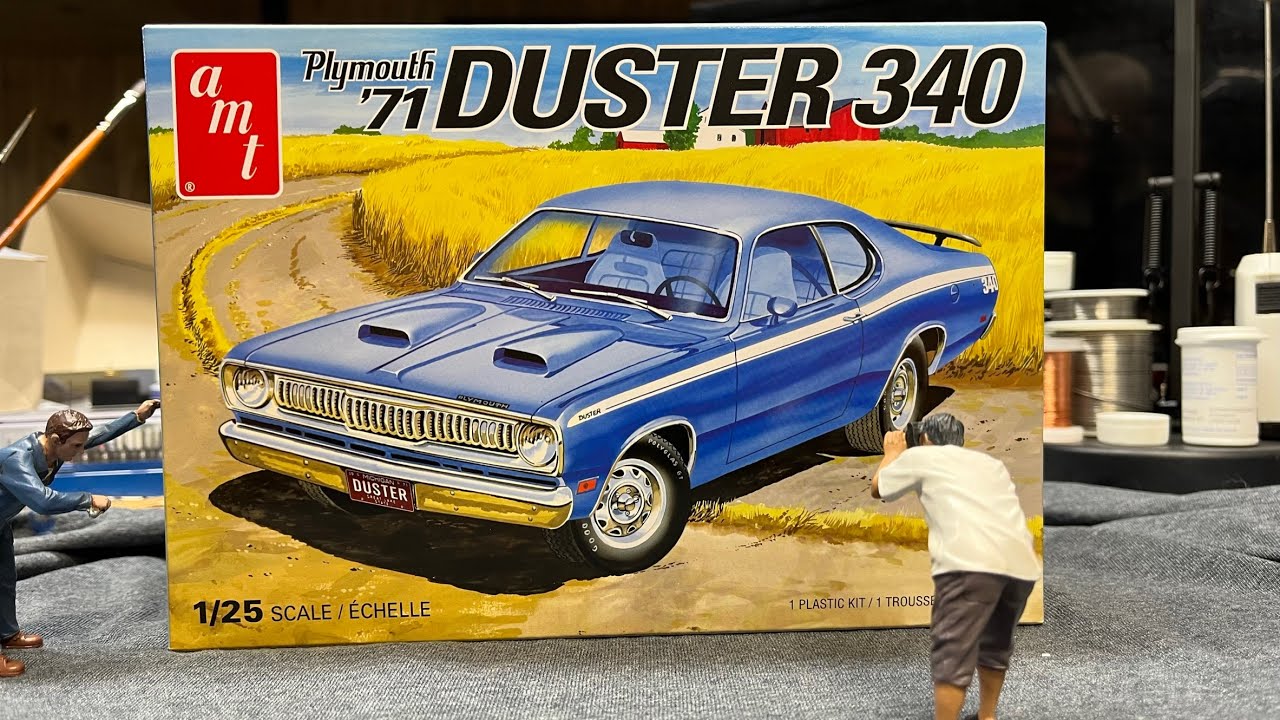 Распаковка AMT 71 Duster