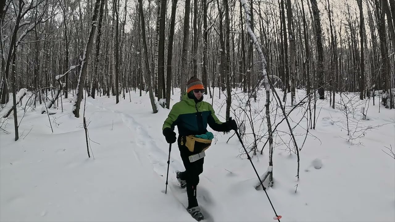 Solo Snowshoeing in -19&deg;C | Kabanya Mountain & Frozen Volga