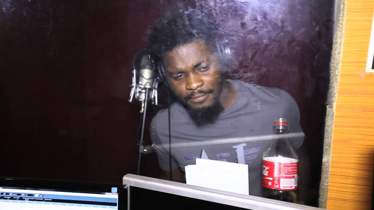 KOLLINS et DJ ARAFAT en STUDIO à ABIDJAN - PART 1 (REPORTAGE)