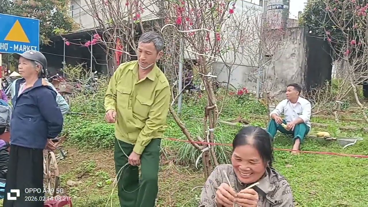 Chợ tết quê.chợ ngọc mỹ đông nghịt 
