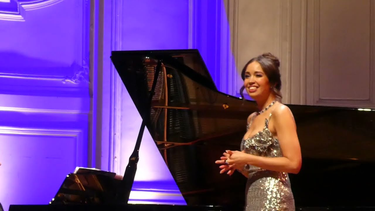 Nadine Sierra 