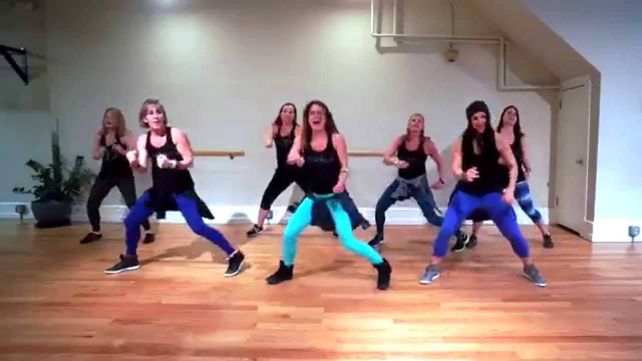 Sigue Moviendo, by Zumba® - 2015 New Year’s Original Video Contest - Carolina B