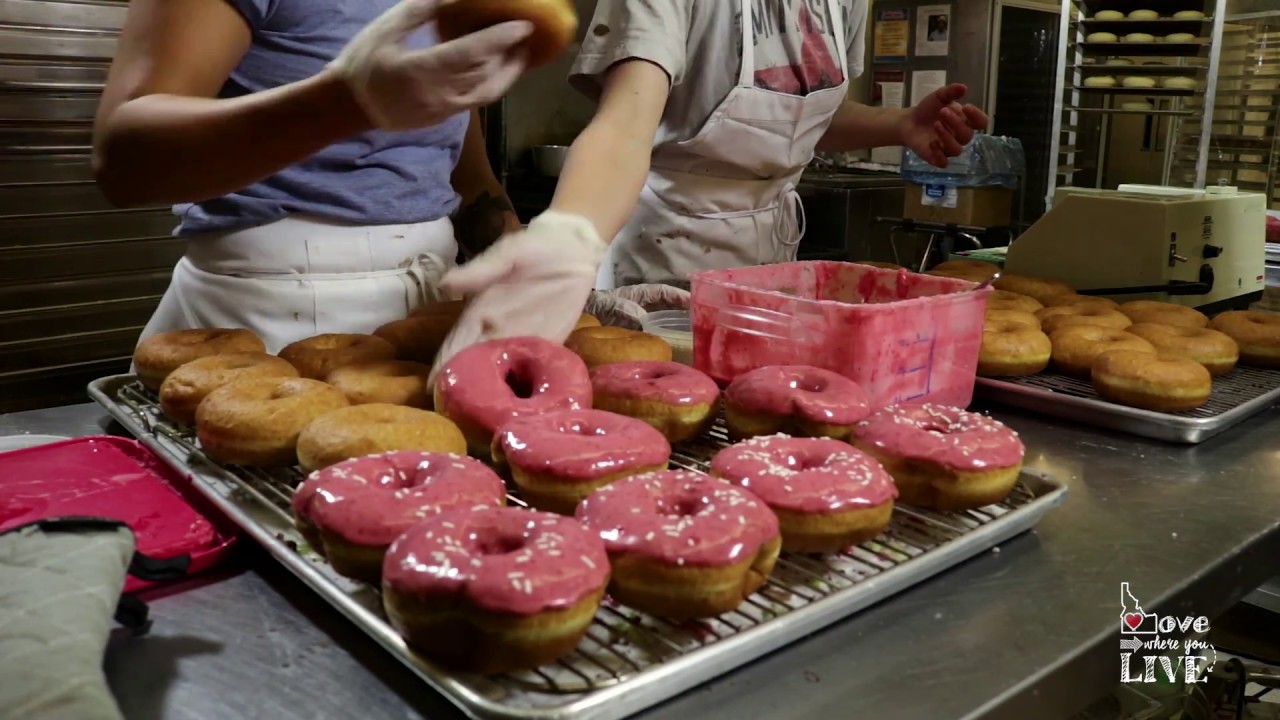Guru Donuts