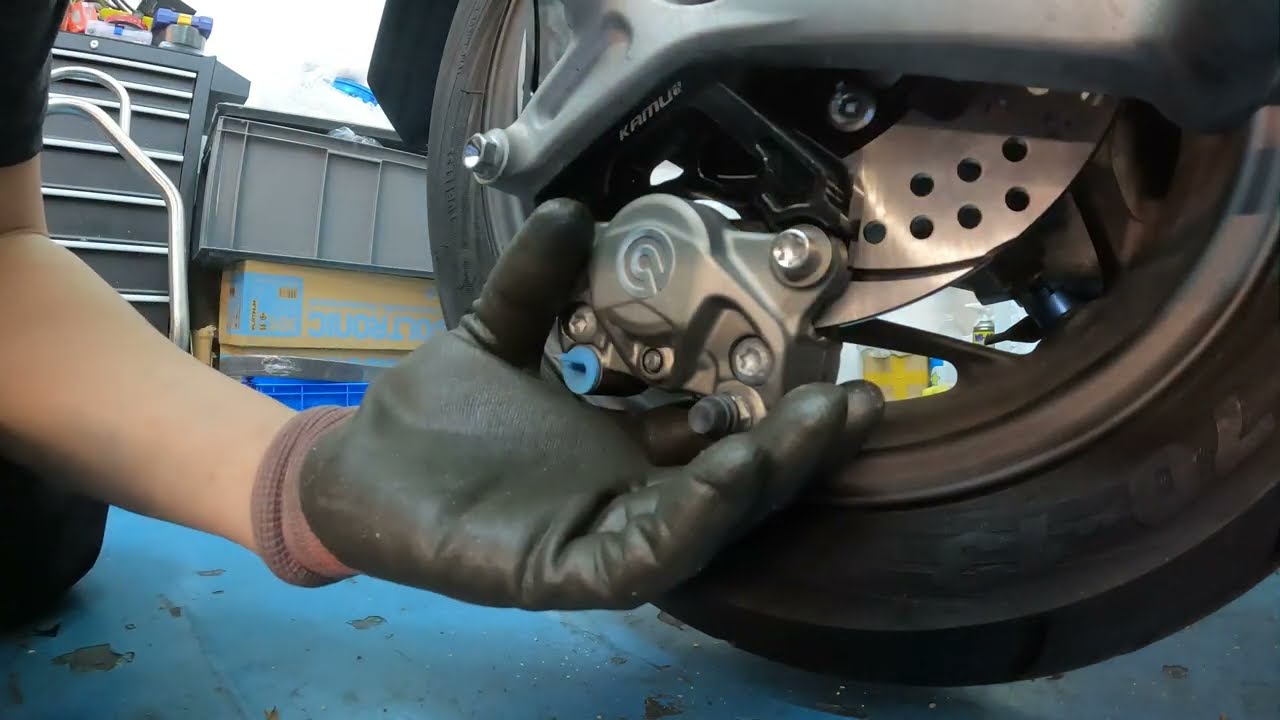 Brembo P2 caliper and 245mm disc for PCX160