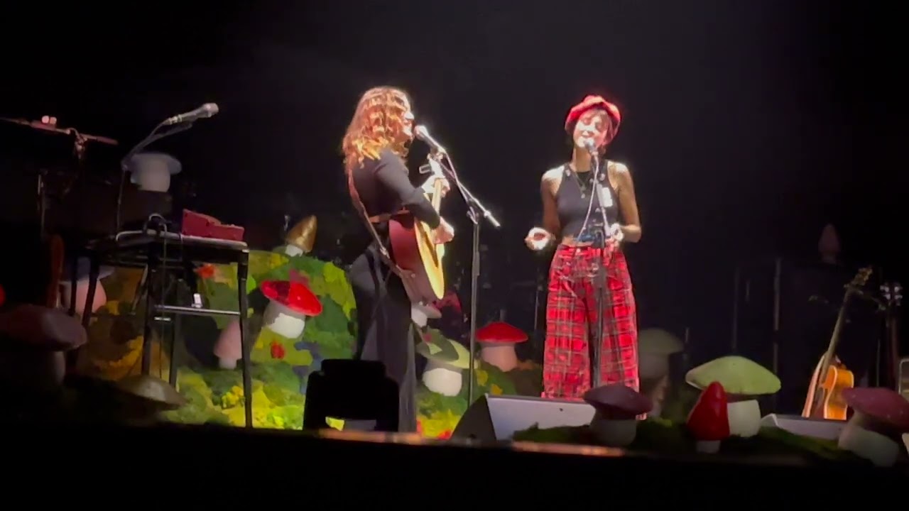 Pomme & Julia Stone 