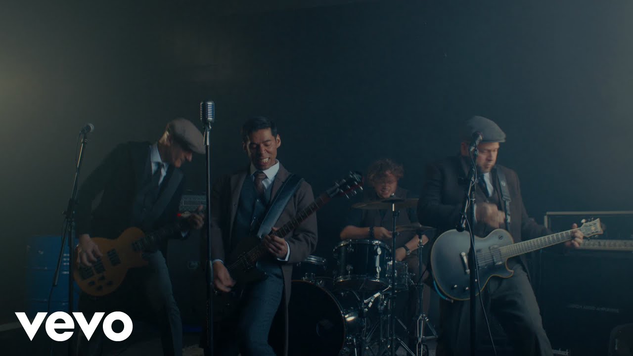 Oceans Away - TRANSATLANTIC (STAY TRUE) (Official Music Video)