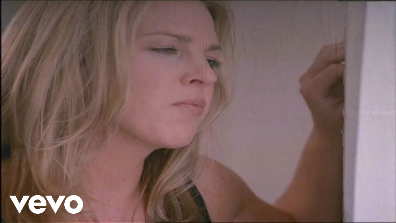 Diana Krall - The Look Of Love