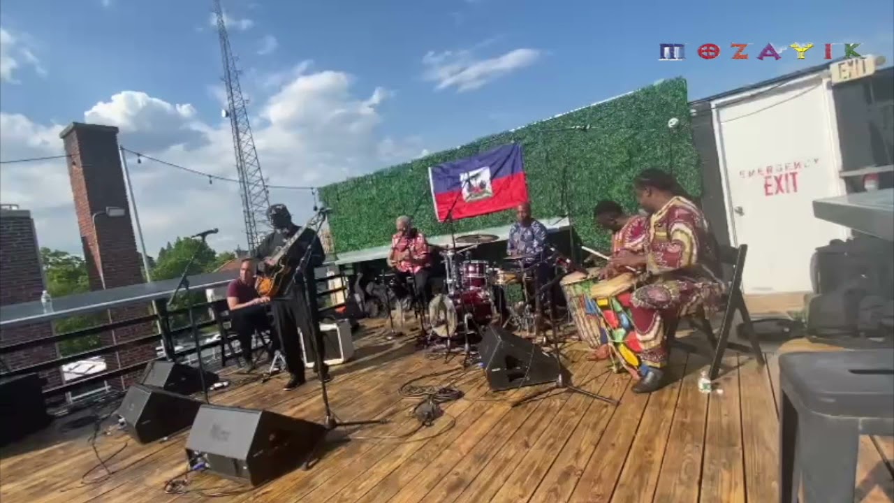 MOZAYIK Haitian Flag Day Celebration. (2021)