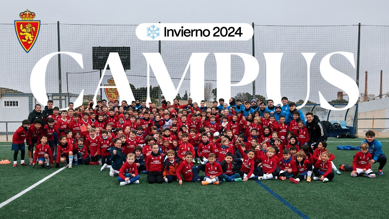 Los jugadores del Real Zaragoza, con los niños y niñas del Campus de Navidad 2024