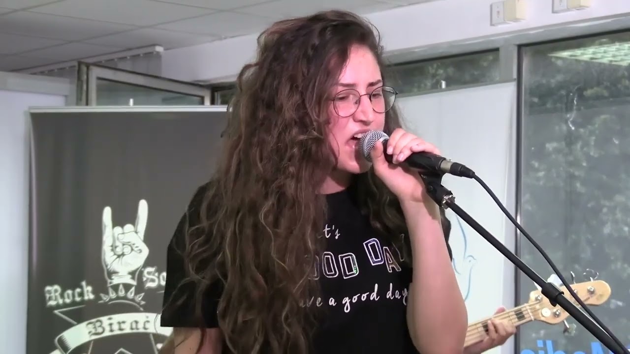 The White Stripes Seven nation army cover by Rock Solid Birač