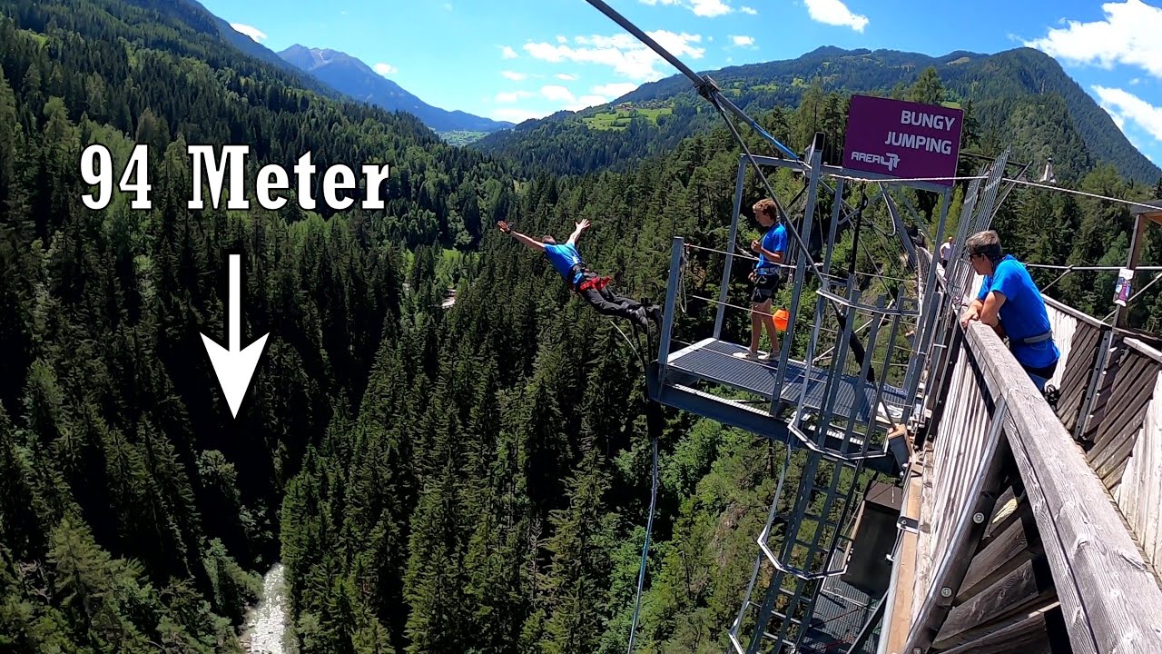 Sprung von der höchsten Fußgängerbrücke Österreichs! | Bungy Jumping Benni Raich Brücke | Area 47