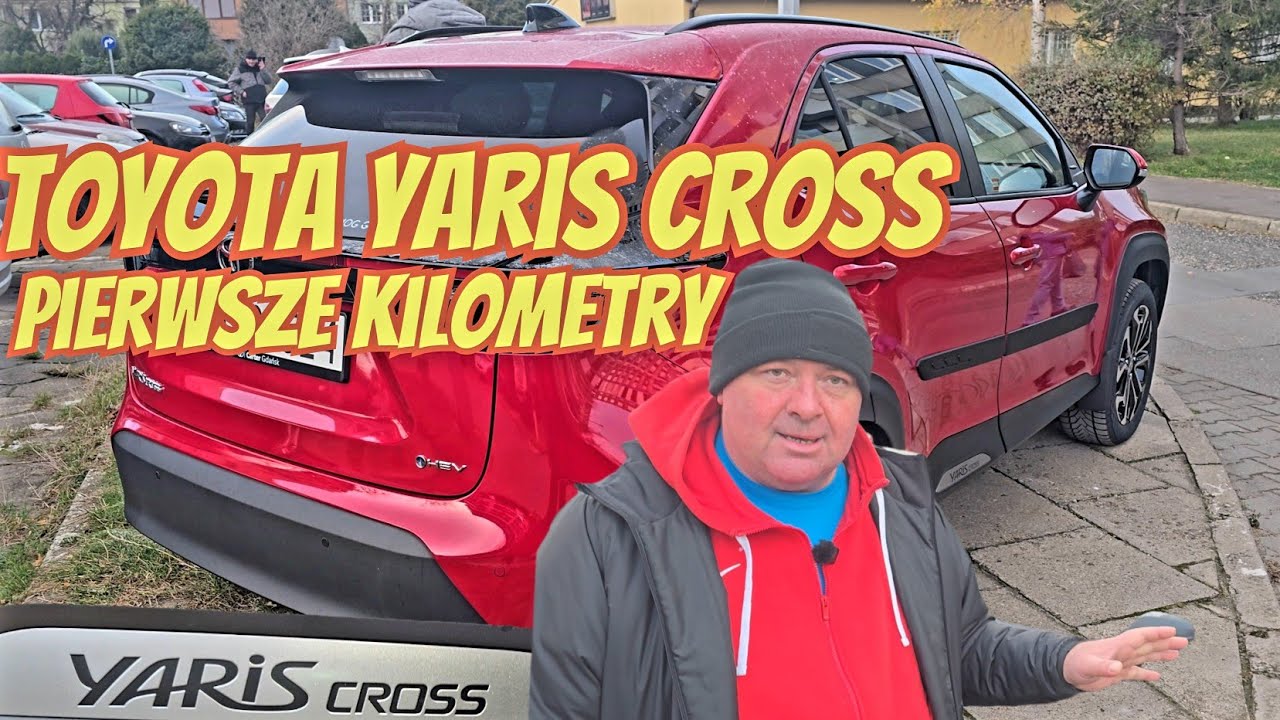TOYOTA YARIS CROSS 1.5 HYBRID  - NIE TAKA MAŁA