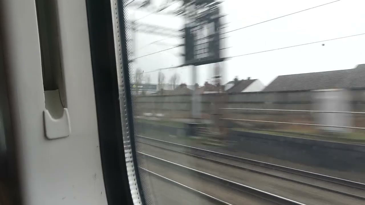 Avanti West Coast 390121 from London Euston to Milton Keynes Central