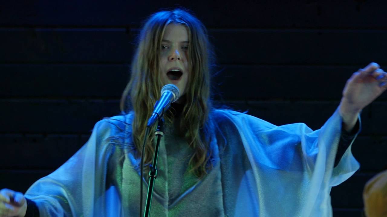 Samaris - Gl&aelig;&eth;ur (Live on KEXP)