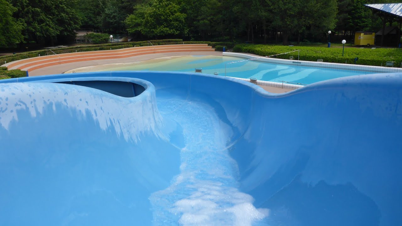 Riesenrutsche (rechts) / Freibad-Rutsche | Badepark Wörth