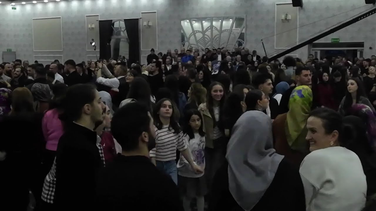 GENÇ ÇİFTTE MUTLULUKLAR EZGİ VE ÖMER
