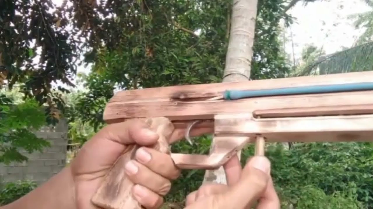 powerful slinshot with 30 round magasine