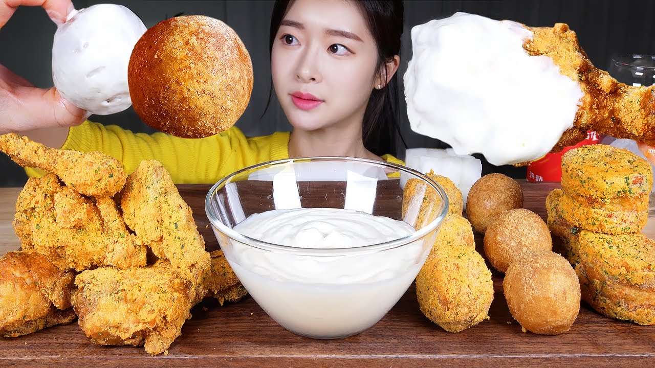 ASMR MUKBANG | Жареная курица Bburinkle 💛 Много соуса для макания Bburinkle! Сырные шарики и Менбоша