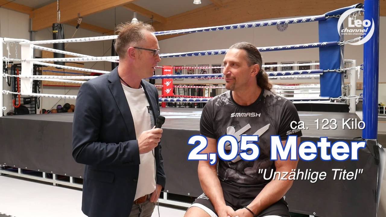 IM PORTRAIT: Zu Gast im Wohnzimmer von Oliver Schawe