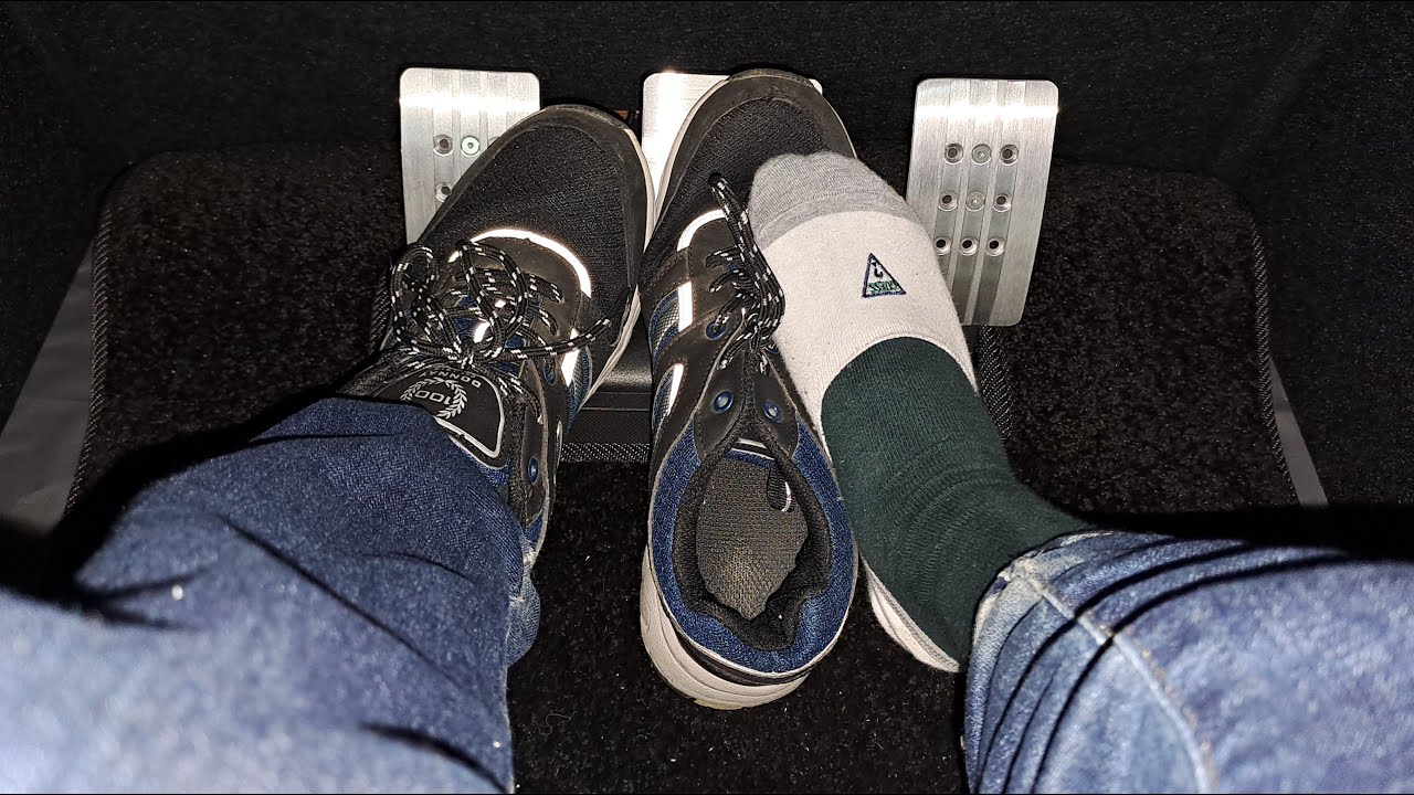 Driving, Brake failure, Crash and Pedal Work in Donnay 200 & Socks Combination (Nov. 15. 2025)