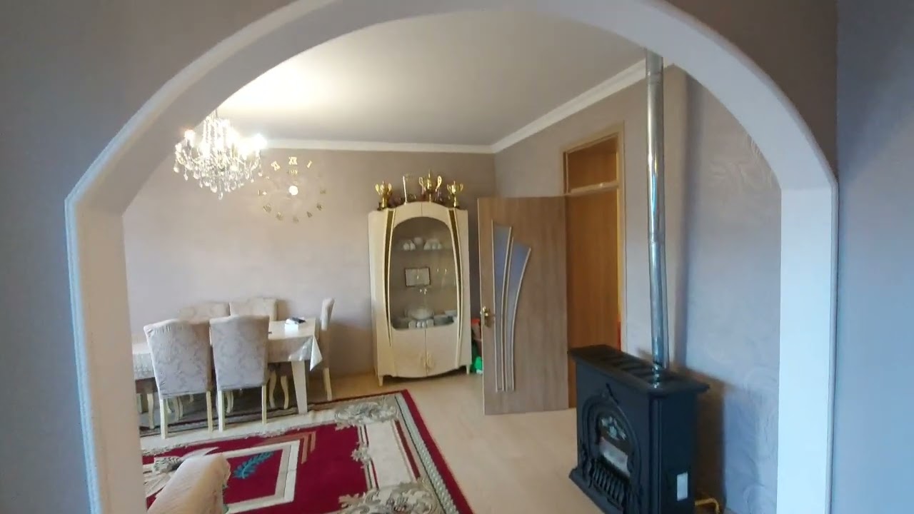 Balakən şəhərinin mərkəzində əla təmirli ev satılır ☎️+994508264284