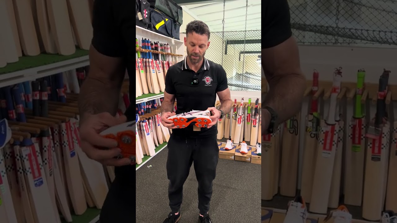 Asics Cricket Shoe's Review