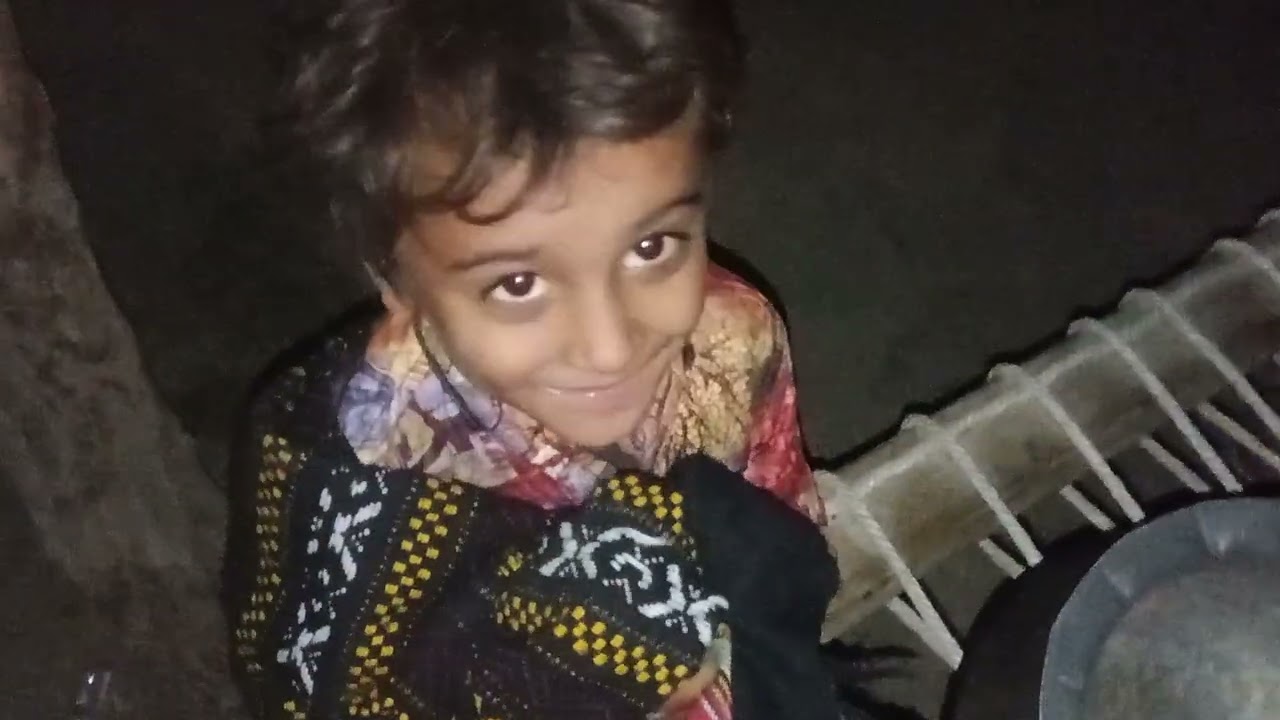 Sardi Ka vlog Banaya doston ke sath usmein murgi ka juice Banaya 