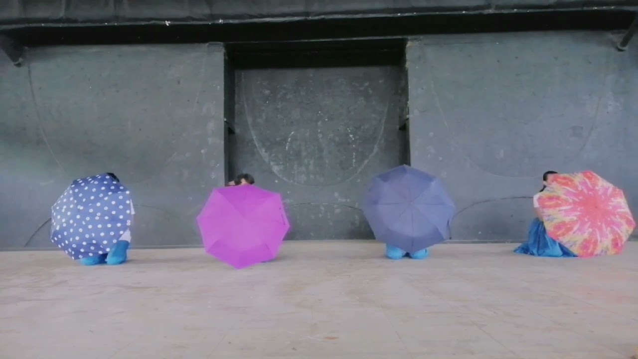 JAPANESE PARASOL DANCE