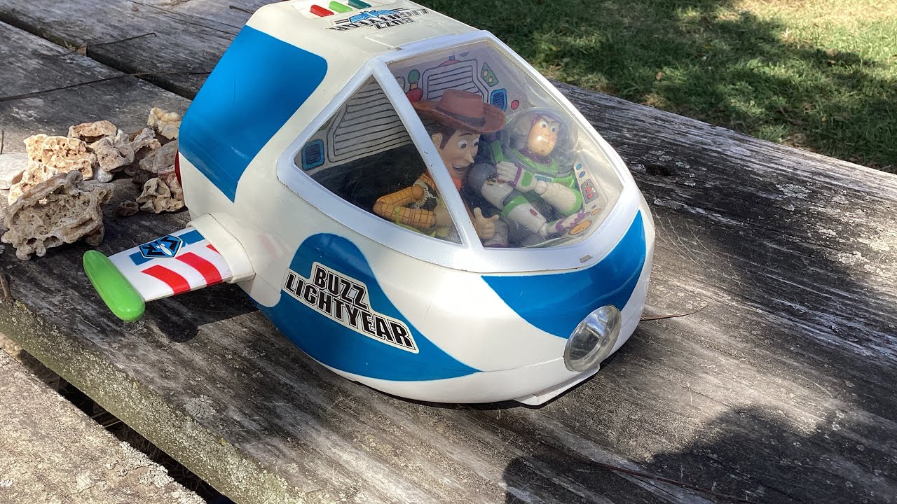 Thinkway toys 1996 Spence explorer buzz lightyear spaceship review.