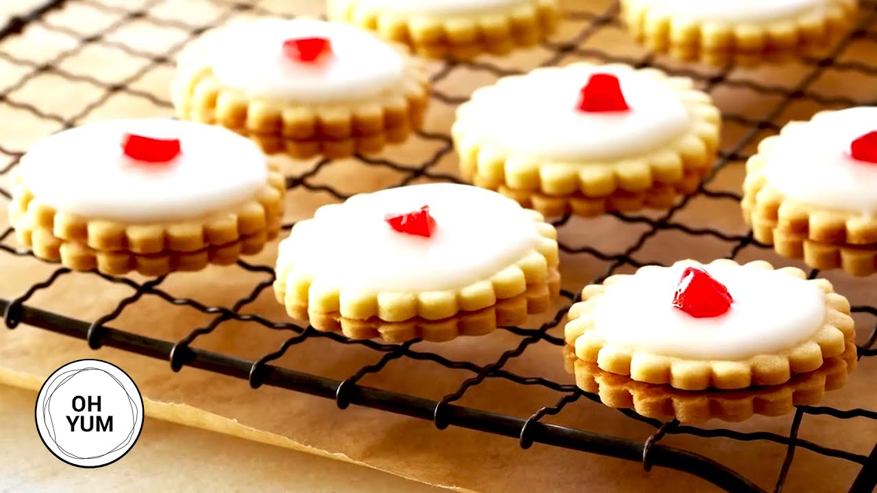 Professional Baker Teaches You How To Make EMPIRE COOKIES!