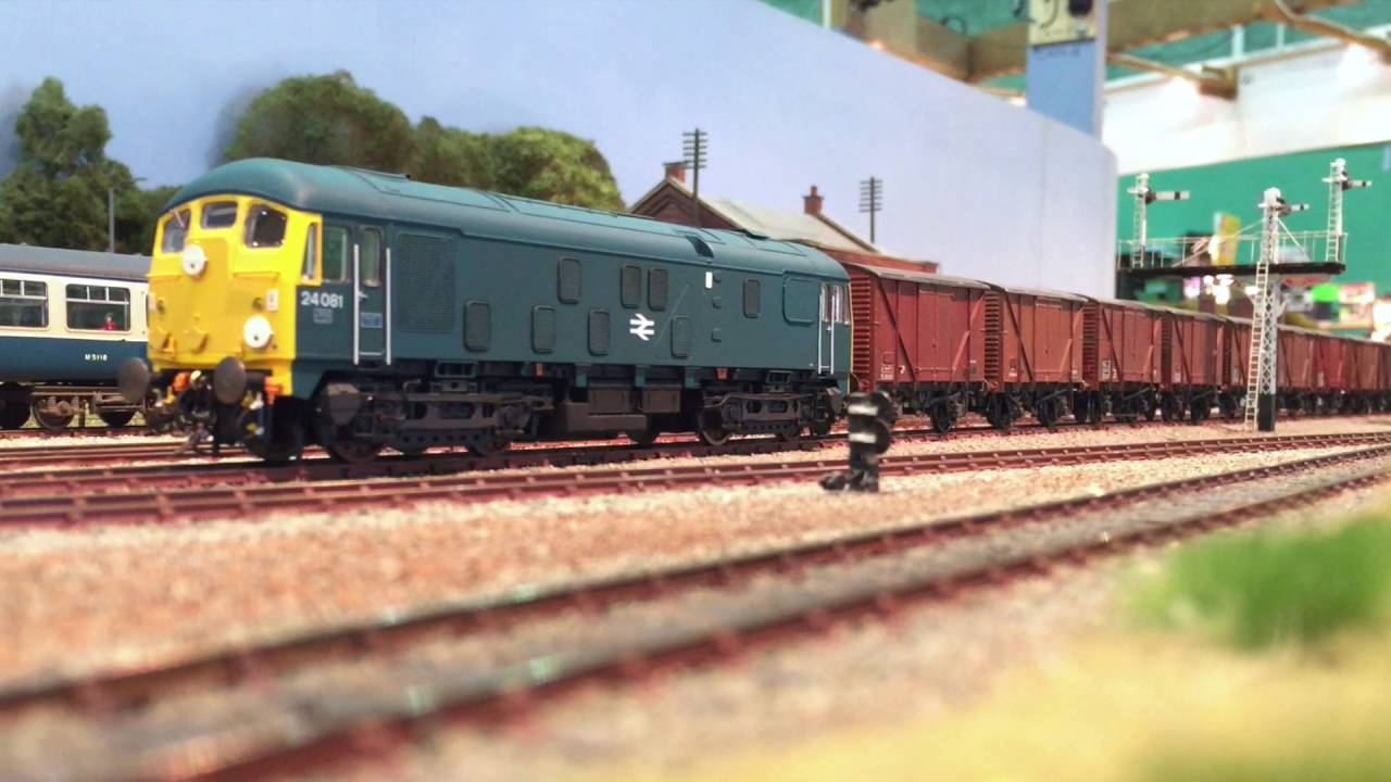 SLW sound-fitted Class 24s in action on Mostyn P4 layout
