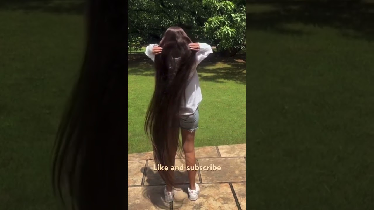 Floor length hair 