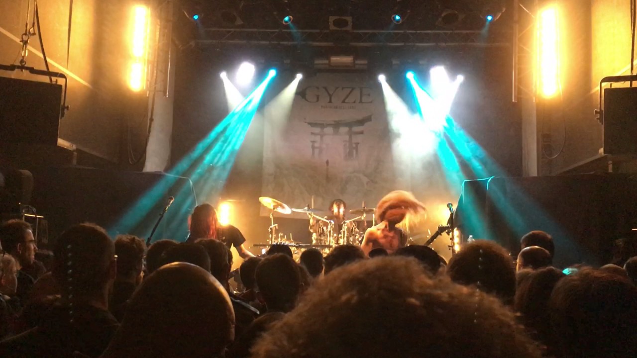 Gyze : Intro - Pirates Of Upas (Live In Paris)
