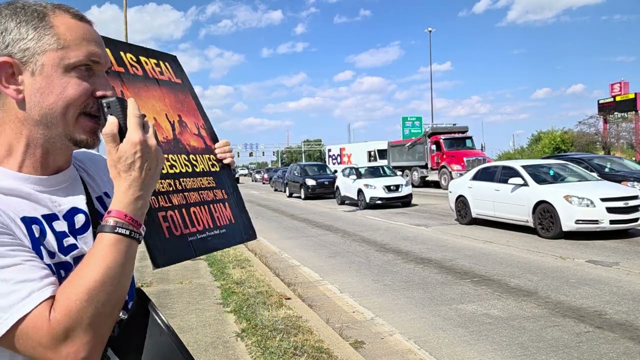 Preaching Jesus Christ in Indianapolis!