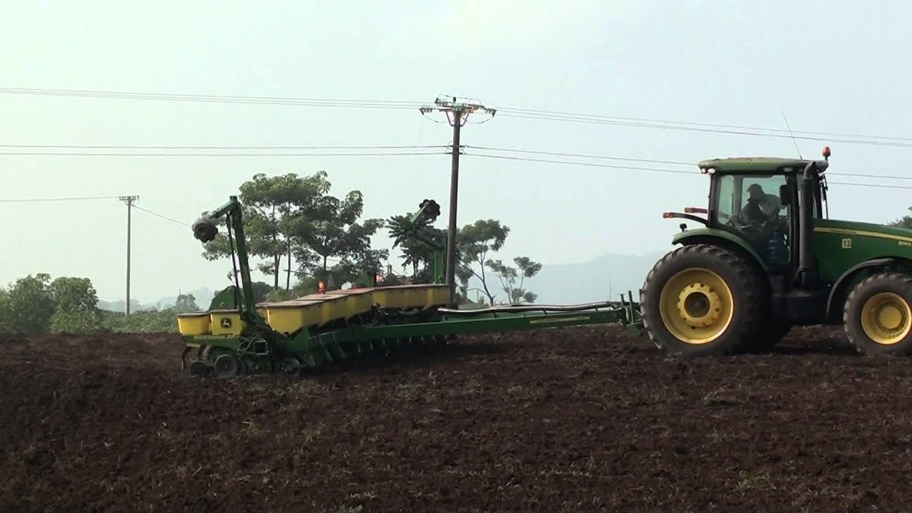 John Deere Planter XP 1770 (12 rows)