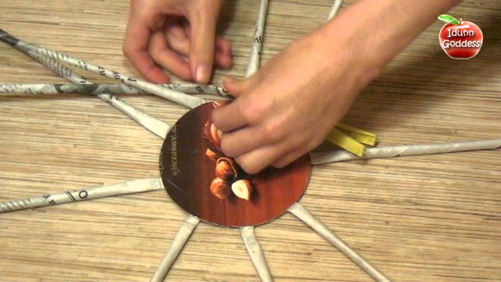 DIY How to Make a Basket from Recycled Newspaper - Handmade Basket Made of Newspapers - tutorial