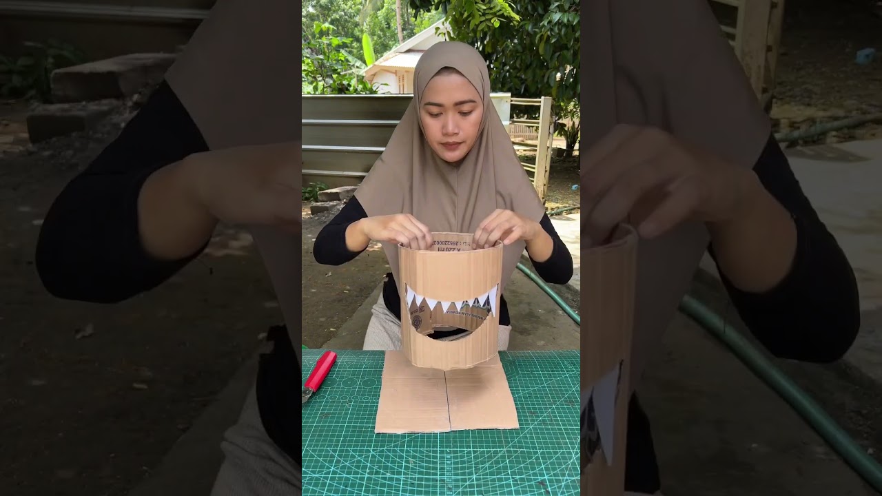 Kreasi unik dari kardus &ldquo;membuat wadah sampah ajaib&rdquo; #creatif #drama #diy #shorts