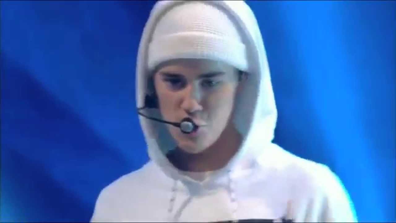 Justin Bieber - What Do You Mean live @ TFI Friday. (London, UK)